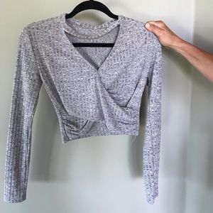 Long sleeve crop top